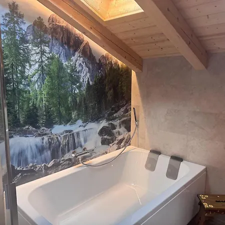 Almost Heaven Chalet *